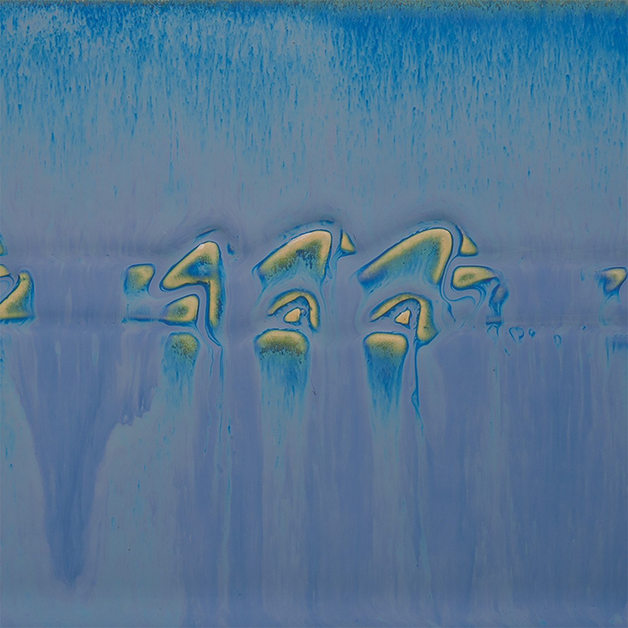 PC-14 TEKANČIO LAZURITO (LAPIS FLOW)